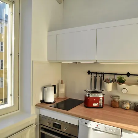 Central Stylish Scandic Self Contained Studio *
